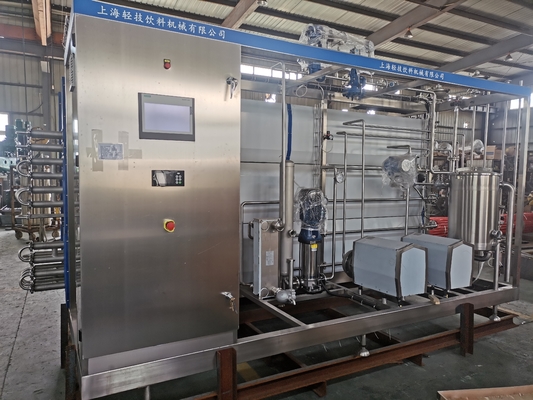 Προσαρμοσμένο αποστειρωτήρα UHT 500-20000 L/H για τη γραμμή επεξεργασίας χυμού πορτοκαλιού / μήλου / καρύδας Υψηλής ποιότητας μηχανή αποστείρωσης UHT