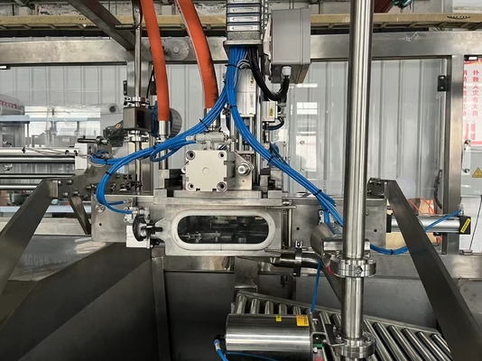 Πλήρως αυτόματο ασέπτικο BIB γεμιστήρα για 2L / 10L / 20L συνεχής σακούλα σε κουτί χυμό / γάλα / λάδι γεμιστήρας με PLC